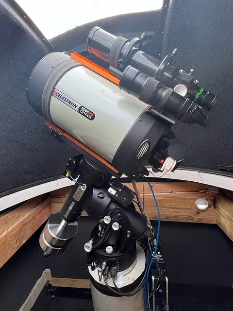 Orion and Vivitar mounted above the EdgeHD